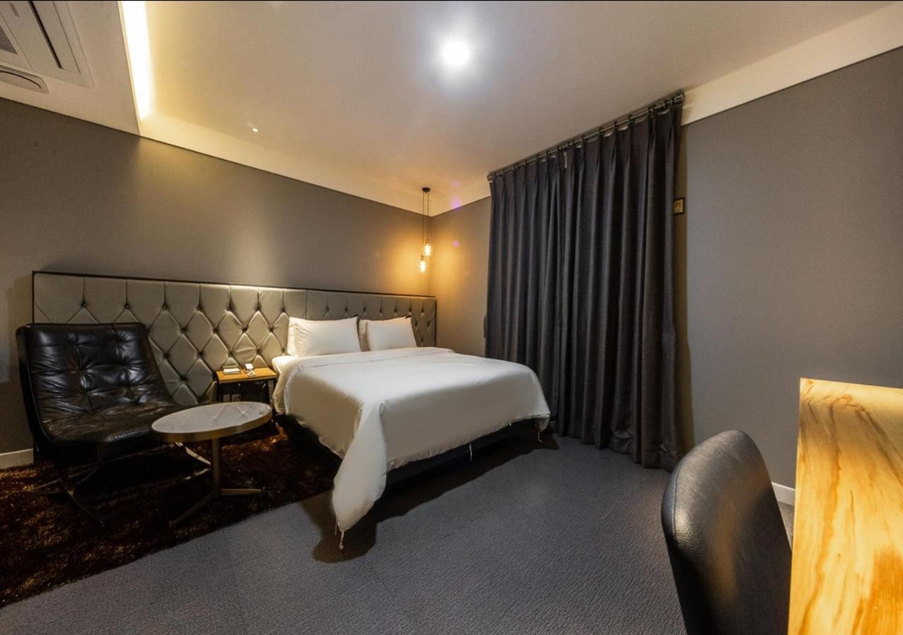 West In Hotel Yeosu Eksteriør billede
