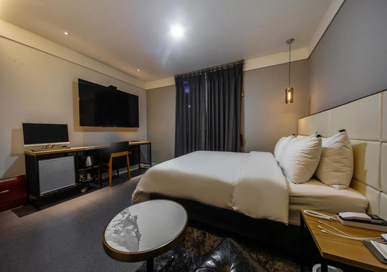 West In Hotel Yeosu Eksteriør billede