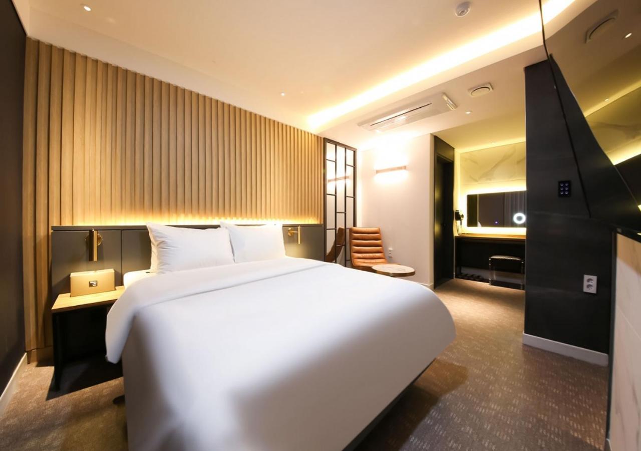West In Hotel Yeosu Eksteriør billede