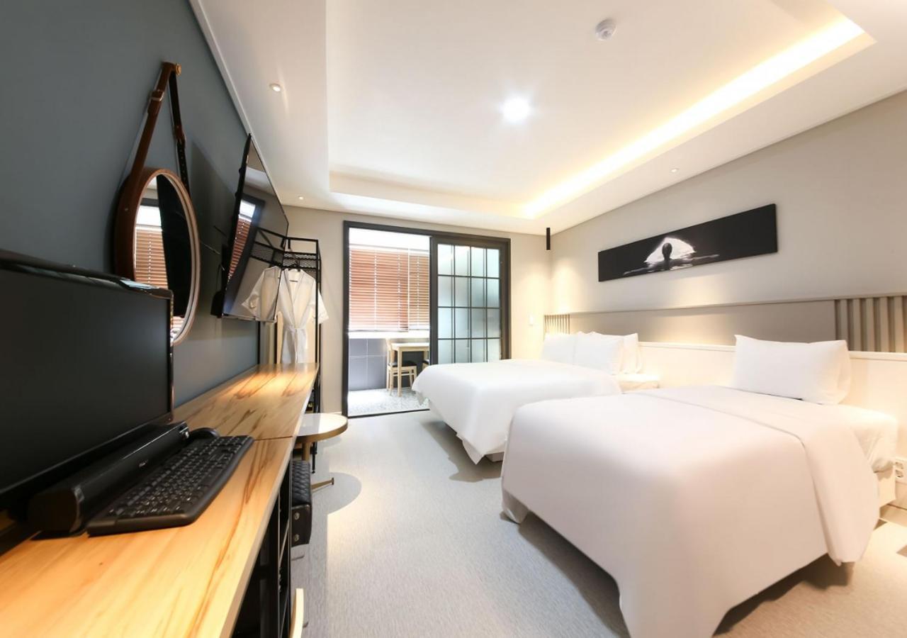 West In Hotel Yeosu Eksteriør billede