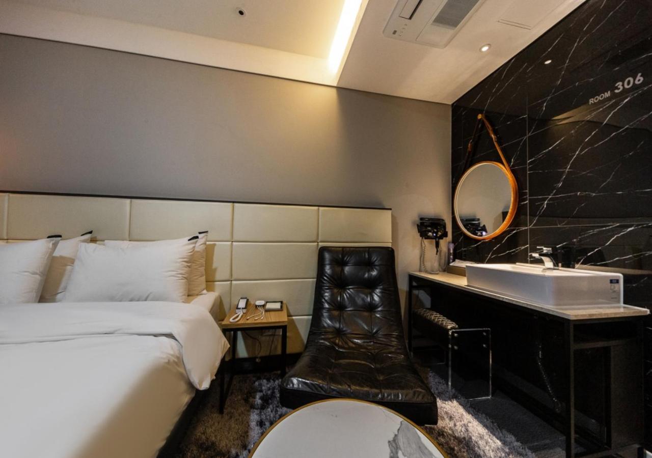 West In Hotel Yeosu Eksteriør billede