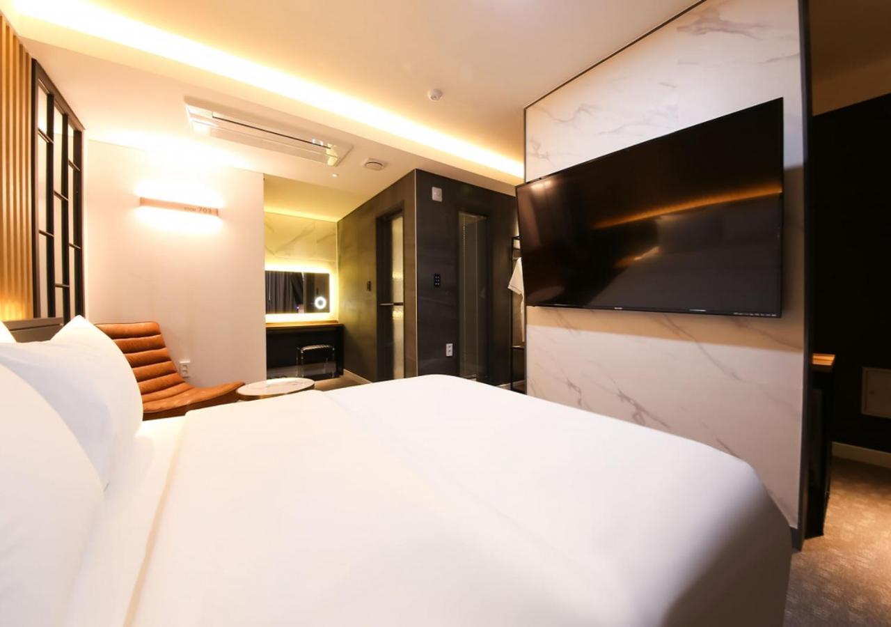 West In Hotel Yeosu Eksteriør billede