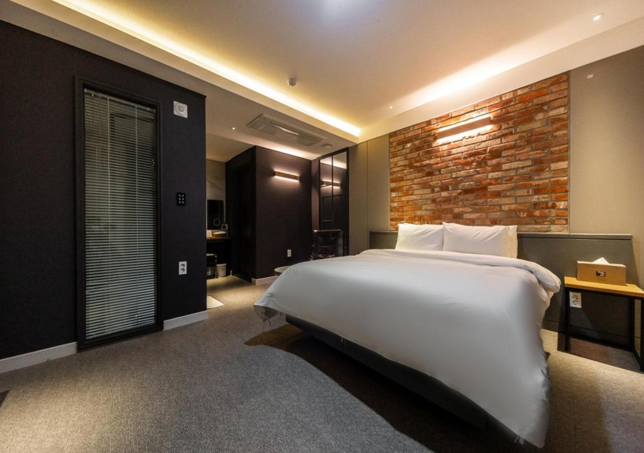 West In Hotel Yeosu Eksteriør billede