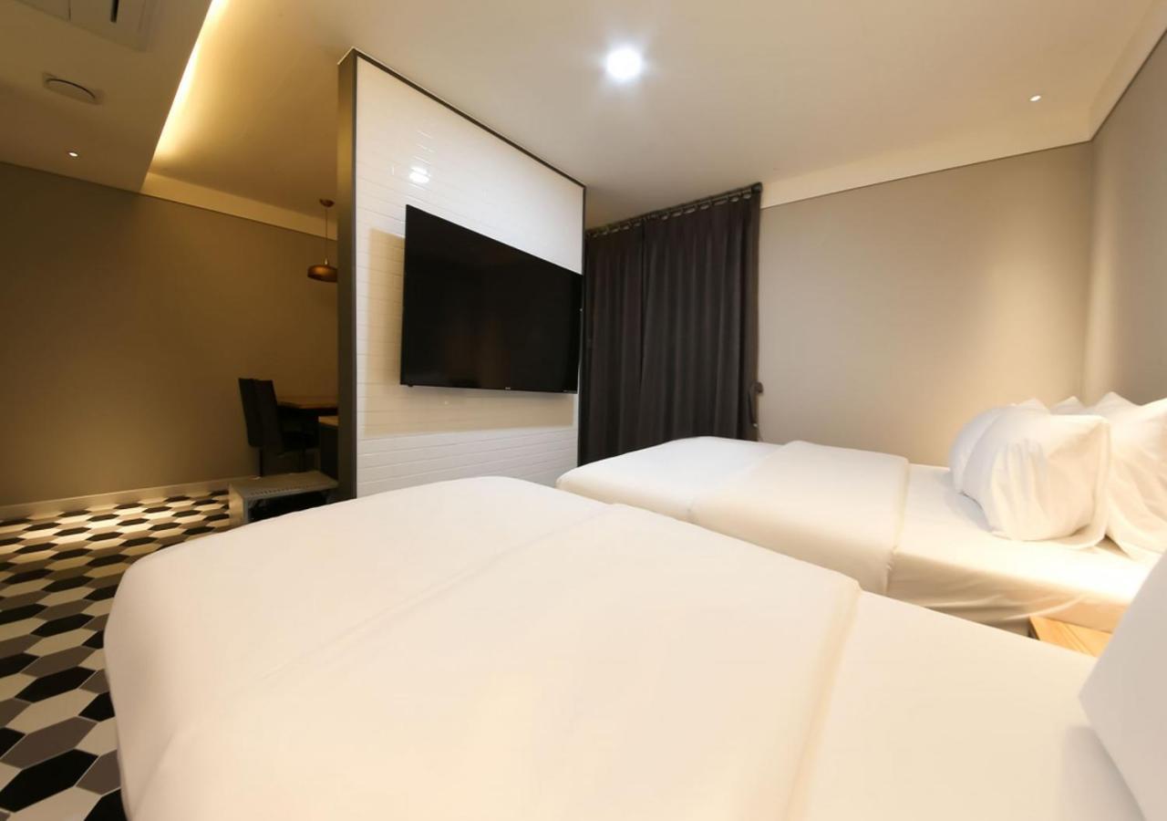 West In Hotel Yeosu Eksteriør billede